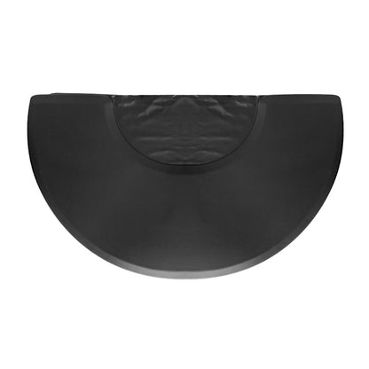 Covoraș de coafură sub un fotoliu semicircular